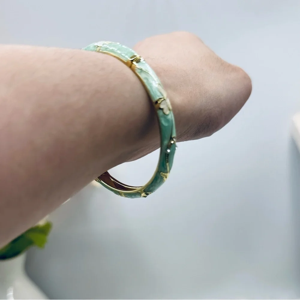 Green Flower Enamel Cloisonne Bracelet Bangle
